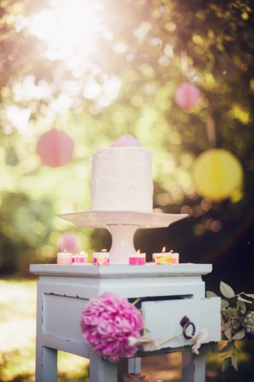 retro-summer-time-wedding-inspiration