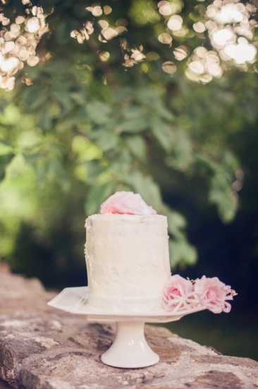 retro-summer-time-wedding-inspiration