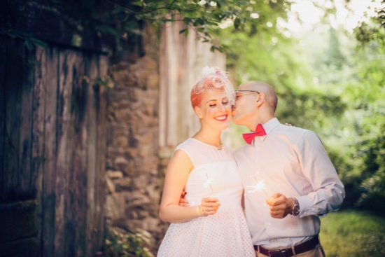 retro-summer-time-wedding-inspiration
