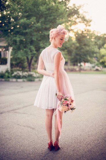 retro-summer-time-wedding-inspiration