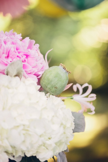 retro-summer-time-wedding-inspiration