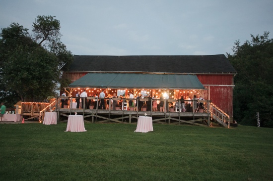 romantic-barn-wedding