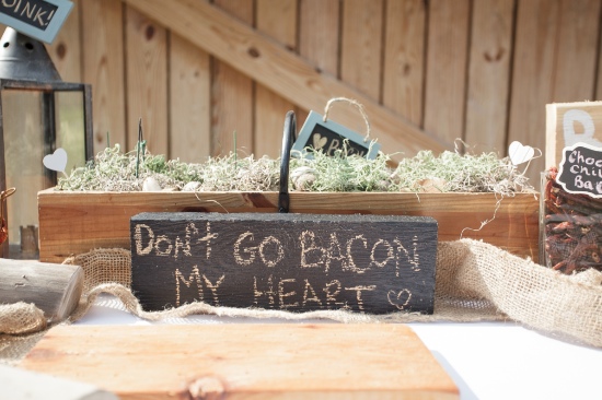 romantic-barn-wedding