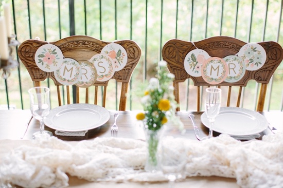 rustic-and-charming-chapel-wedding