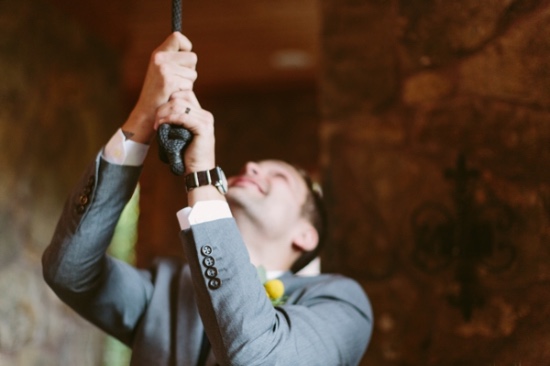 rustic-and-charming-chapel-wedding