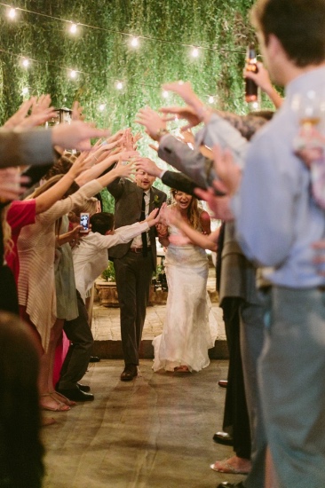 rustic-and-charming-chapel-wedding
