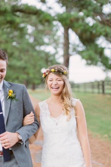 rustic-and-charming-chapel-wedding