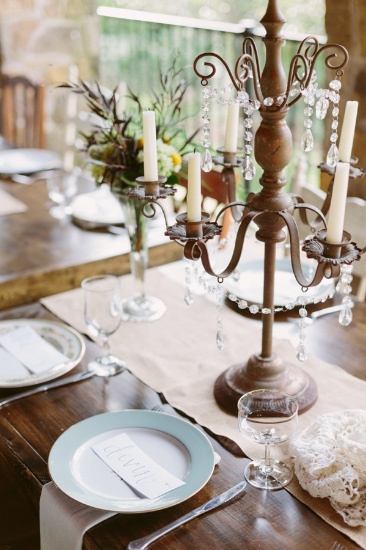 rustic-and-charming-chapel-wedding