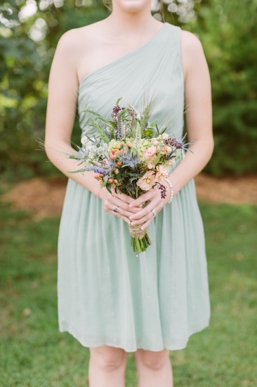 rustic-and-charming-chapel-wedding