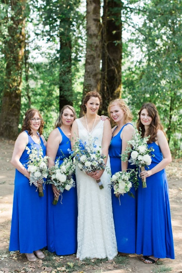 rustic-blue-and-white-wedding