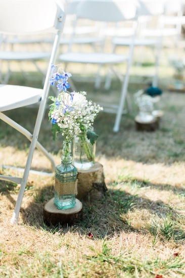 rustic-blue-and-white-wedding