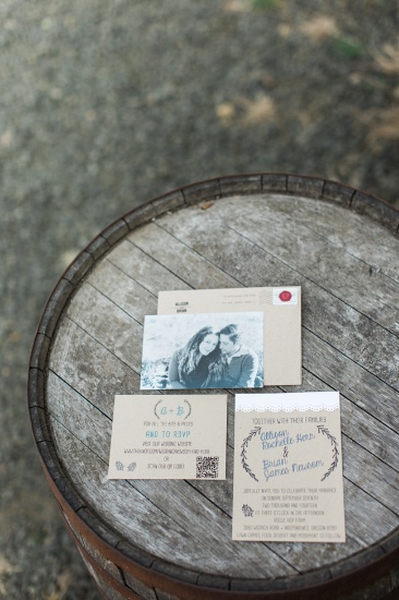 rustic-blue-and-white-wedding