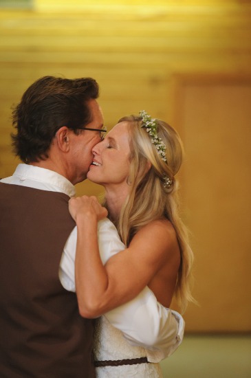 rustic-charm-wedding