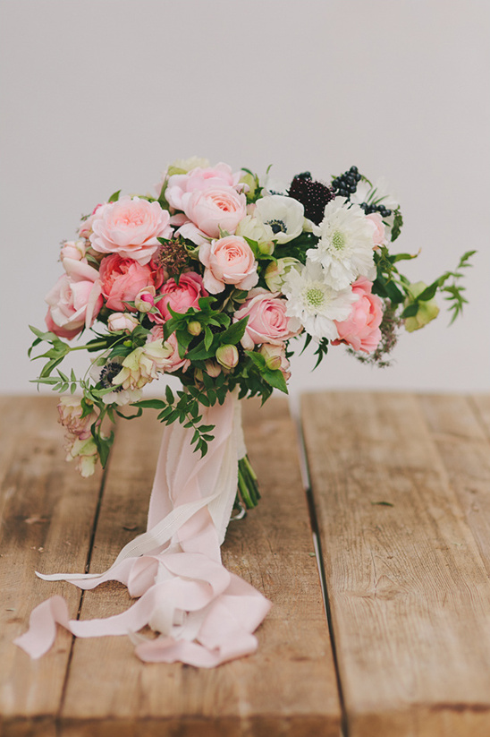 bridal bouquet by Wilder Floral Co @weddingchicks