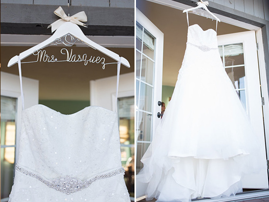 wedding personalized dress hanger @weddingchicks