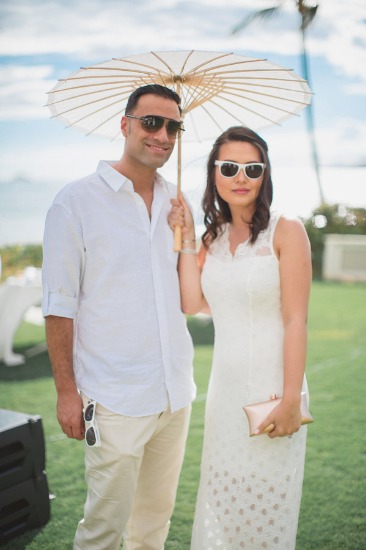 shades-of-white-wedding-in-hawaii