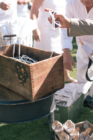shades-of-white-wedding-in-hawaii