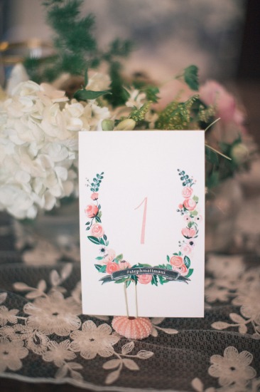 shades-of-white-wedding-in-hawaii