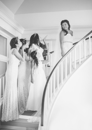 shades-of-white-wedding-in-hawaii