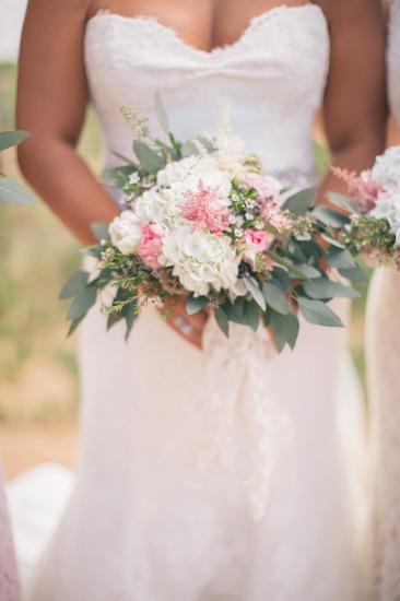 shades-of-white-wedding-in-hawaii