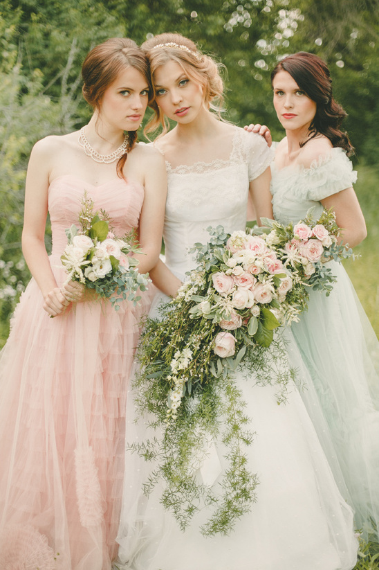 soft pastel vintage bridal party @weddingchicks