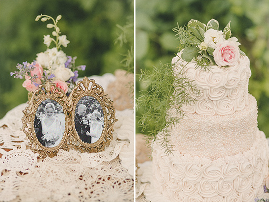 rose frosted wedding cake @weddingchicks