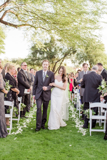sweet-and-simple-organic-wedding