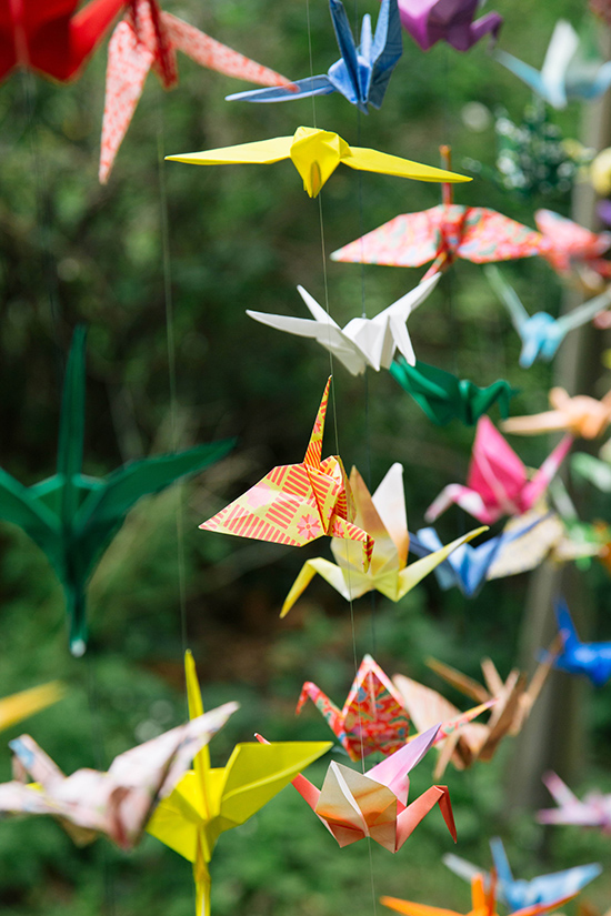 1000 paper cranes @weddingchicks
