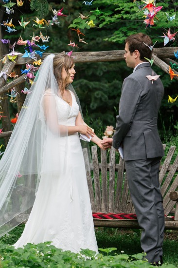 sweet-intimate-outdoor-wedding