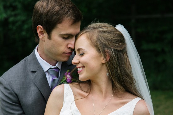 sweet-intimate-outdoor-wedding