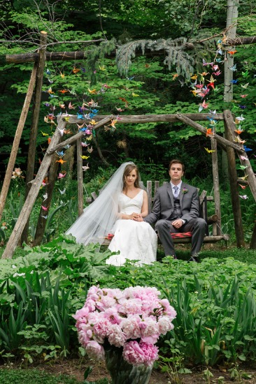 sweet-intimate-outdoor-wedding