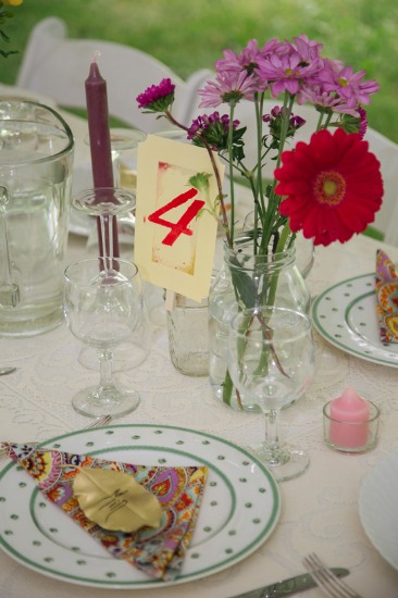 sweet-intimate-outdoor-wedding