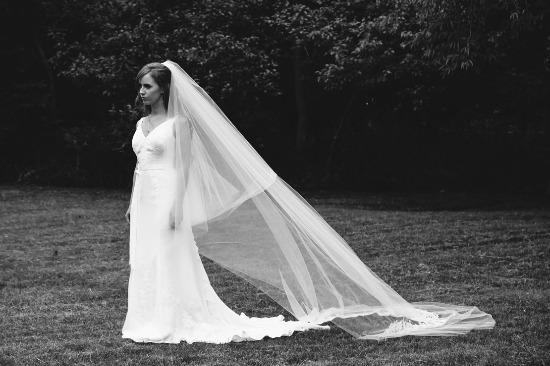 sweet-intimate-outdoor-wedding