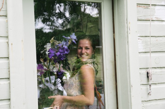 sweet-intimate-outdoor-wedding