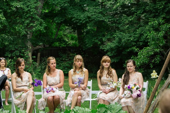 sweet-intimate-outdoor-wedding