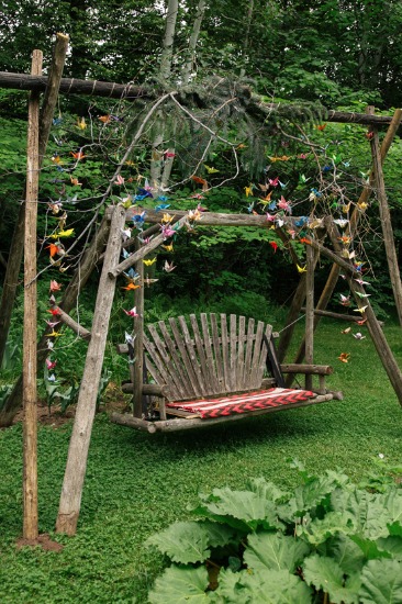 sweet-intimate-outdoor-wedding