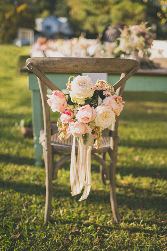 flower accented wedding chair @weddingchicks