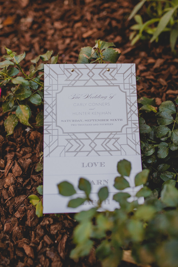 white-and-gold-glam-wedding