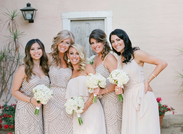 white-gold-and-navy-glam-wedding