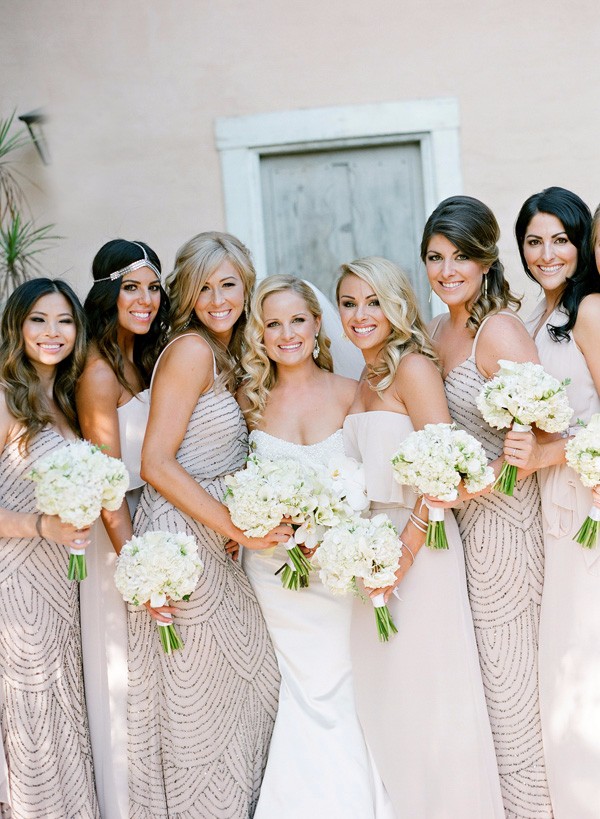 white-gold-and-navy-glam-wedding