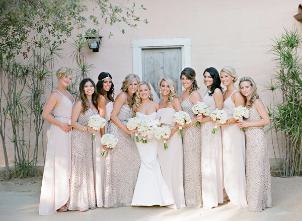 white-gold-and-navy-glam-wedding