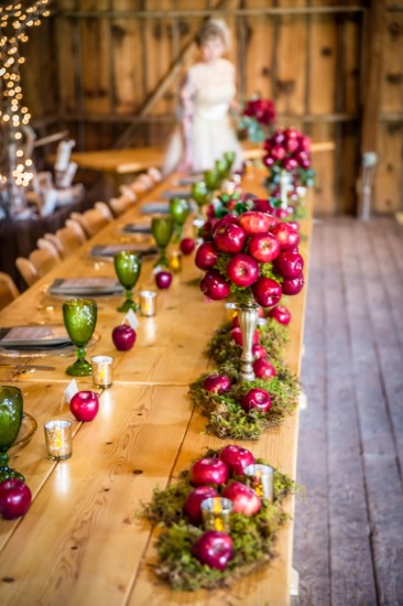 apple-filled-fall-wedding