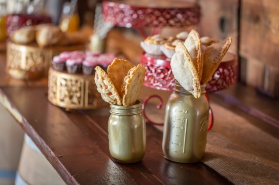 apple-filled-fall-wedding