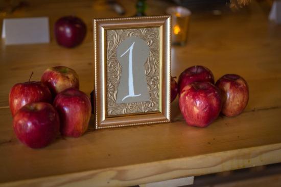 apple-filled-fall-wedding