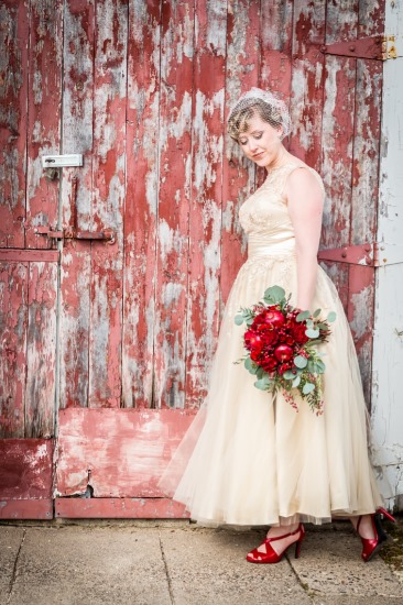 apple-filled-fall-wedding