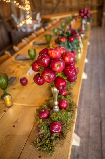 apple-filled-fall-wedding