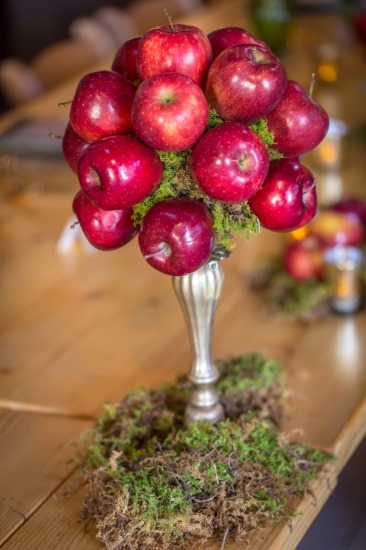 apple-filled-fall-wedding
