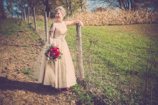 apple-filled-fall-wedding