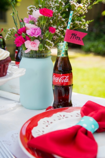 blue-and-red-coke-wedding-inspiration