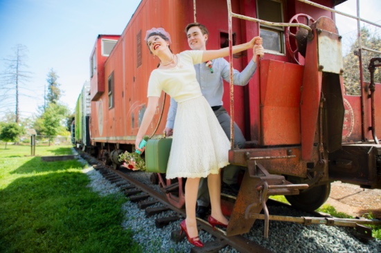 blue-and-red-coke-wedding-inspiration